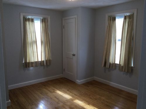 26 Bailey St, Worcester MA 01602-2207 exterior