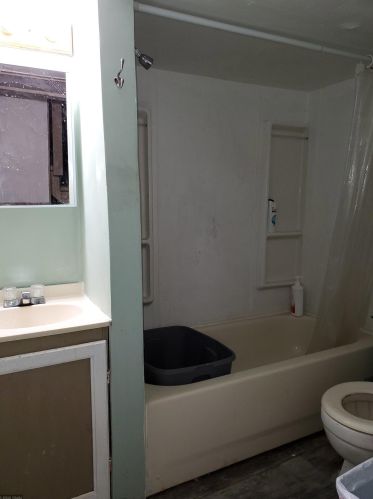 689 Case Ave, Saint Paul MN 55106-3704 exterior