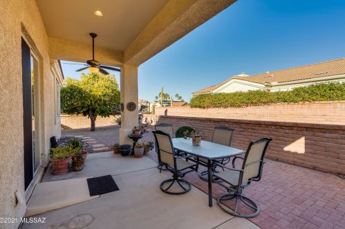 1534 Bank Swallow Rd, Green Valley AZ 85614-6025 exterior