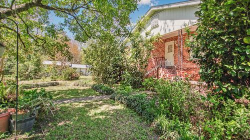 186 Michigan St, Defuniak Springs FL 32435-2676 exterior