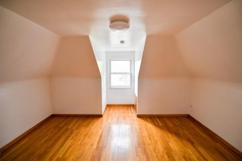 324 13 St, Pittsburgh PA 15215-2420 exterior