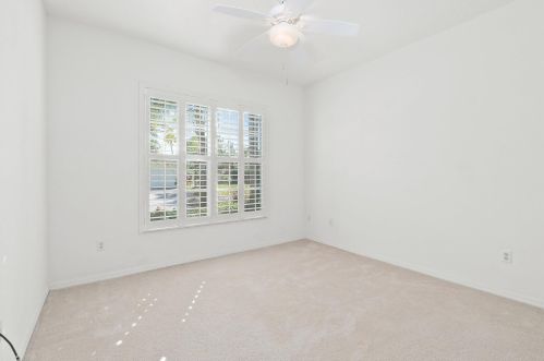 10084 Stonegate Dr, Fort Pierce FL 34987-2423 exterior