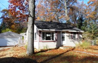 553 Densmore St, Meskegon MI  49442-2605 exterior