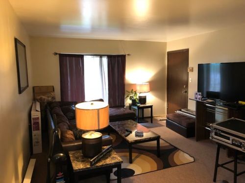 2604 State St, Chicago IL  60633-2539 exterior