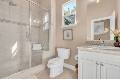 1403 Souza Dr, Folsom CA 95762-7559 exterior