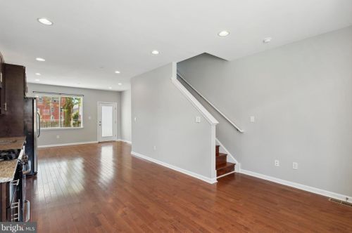 985 Marshall St, Philadelphia PA 19120-3742 exterior