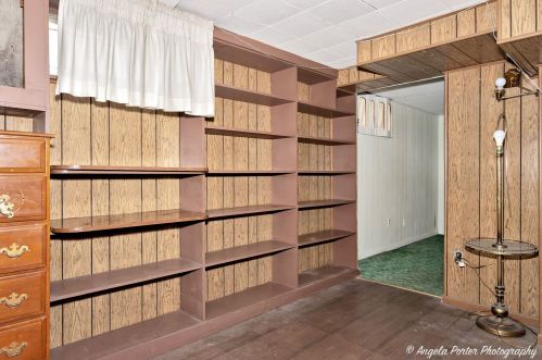 2124 Indian Rd, Waukegan IL 60087-4550 exterior