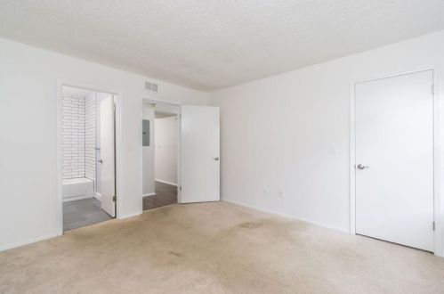 2015 Huntingdon Chase, Atlanta GA 30350-4938 exterior