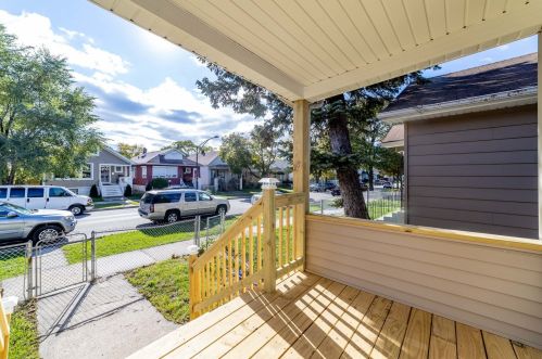 70 101st St, Chicago IL  60628-2006 exterior