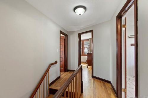 6 Jones Rd, Wallingford CT  06492-4305 exterior