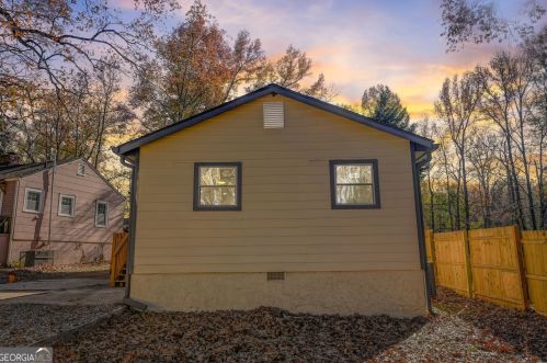 1401 Mcclelland Ave, Atlanta GA  30344-1610 exterior