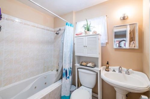 81 Beechwood Ave, Mount Vernon NY 10553-1302 exterior