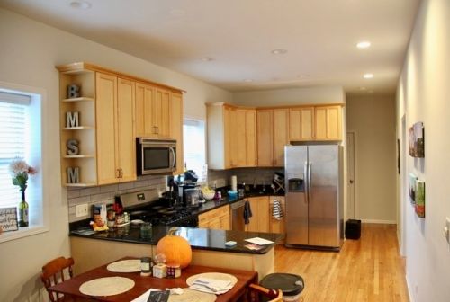 1119 Addison St, Chicago IL 60613-3806 exterior