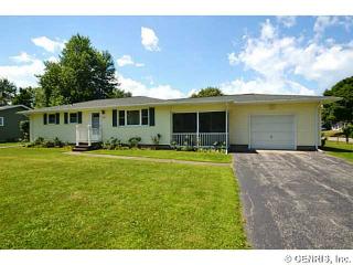 11 Coachwood Ln, Rochester NY  14623-5147 exterior