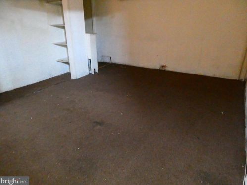 6801 Ditman St, Philadelphia PA 19135-2229 exterior