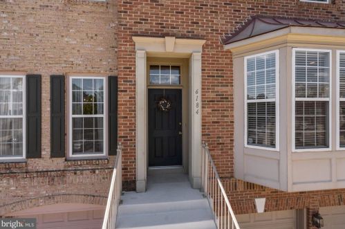 6184 Manchester Park Cir, Alexandria, VA 22310-4954
