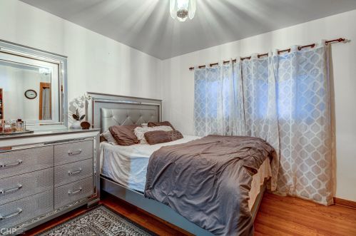 4917 Kedvale Ave, Chicago IL 60629-5013 exterior