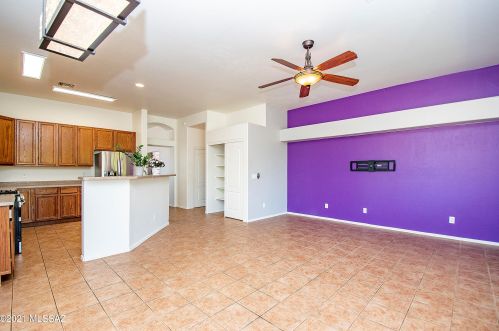 7972 Hawk Eagle Ct, Tucson AZ  85757-1643 exterior