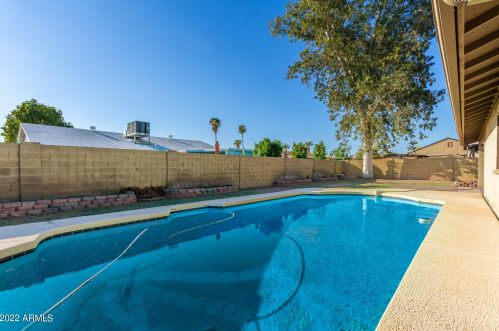 18822 13th Ave, Phoenix AZ 85027-5504 exterior