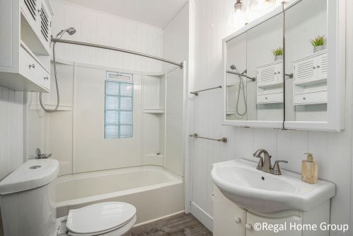 328 Valley Ave, Grand Rapids MI 49504-5471 exterior