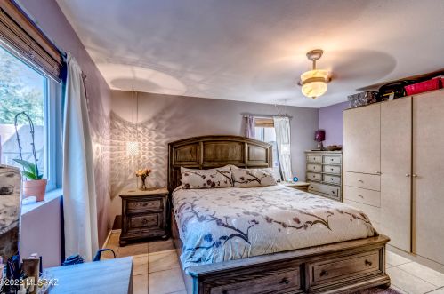 8239 Midnight Way, Tucson AZ 85741-1250 exterior