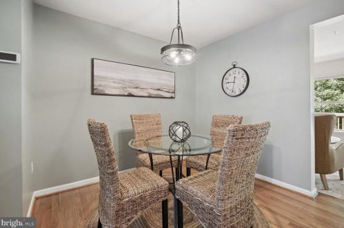 10417 Heathside Way, Rockville MD 20854-6344 exterior