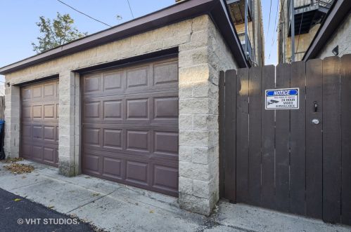 1733 Ruble St, Chicago IL  60616-1132 exterior