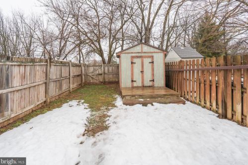 47 Orch Ct, Limerick PA 19468-2911 exterior