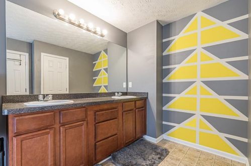 2948 Meadow Point Dr, Lithonia GA 30039-7767 exterior