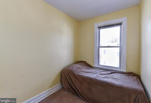 1647 Kramer St, Washington DC  20002-4558 exterior