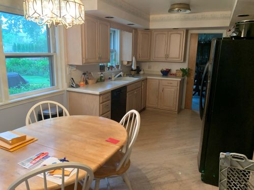 210 May St, Elmhurst IL  60126-4004 exterior