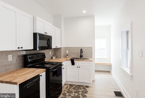 216 James St, Lancaster PA 17603-2910 exterior