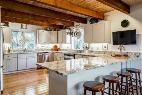 239 Argilla Rd, Ipswich MA 01938-2615 exterior