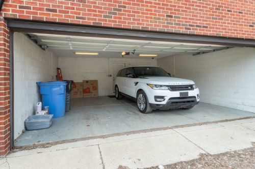 1945 Dayton St, Chicago IL 60614-5028 exterior