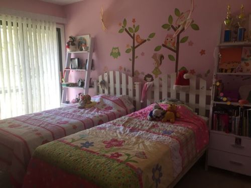 99 Linda Ln, Edison NJ  08820-4509 exterior