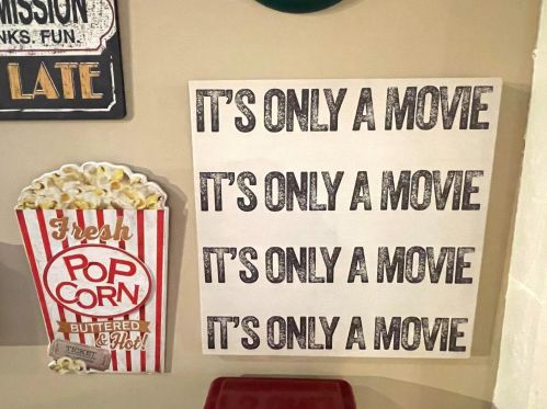 2371 Crestline Dr, Saint Louis MO 63129-3713 exterior