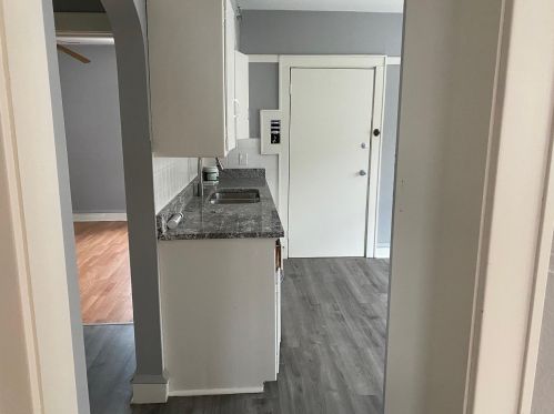 3128 52, Milwaukee WI 53219-4518 exterior