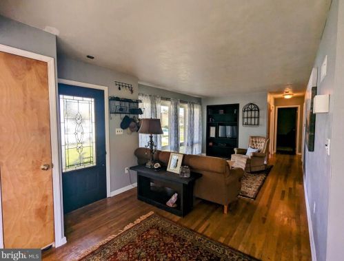 518 Diller Rd, Hanover PA  17331-4805 exterior