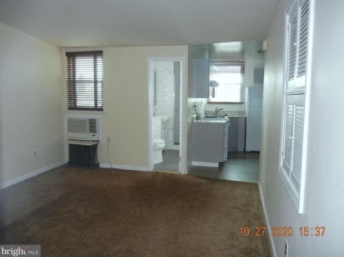 1028 Federal St, Philadelphia PA  19147-5041 exterior