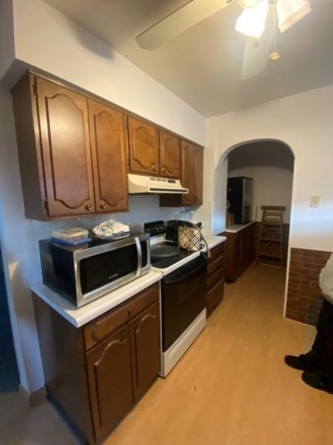 4055 Cambronne St, Pittsburgh, PA 15212-1659