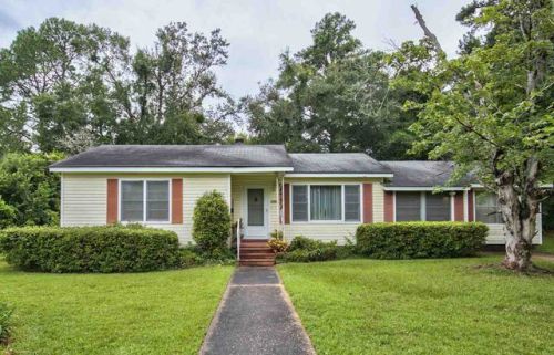 1202 Carraway St, Tallahassee, FL 32308-5135