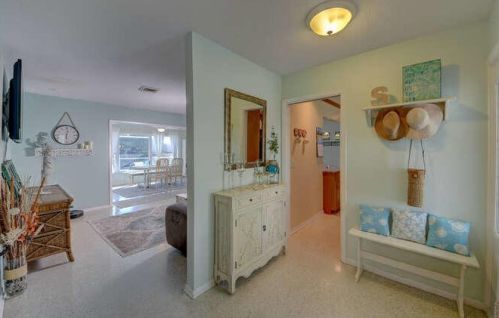 304 Bay St, Fort Pierce FL 34952-1317 exterior