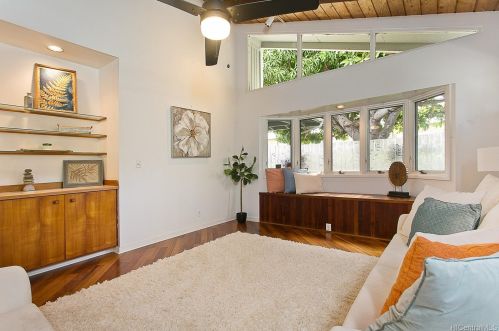 816 8th Ave, Honolulu, HI 96816-7124