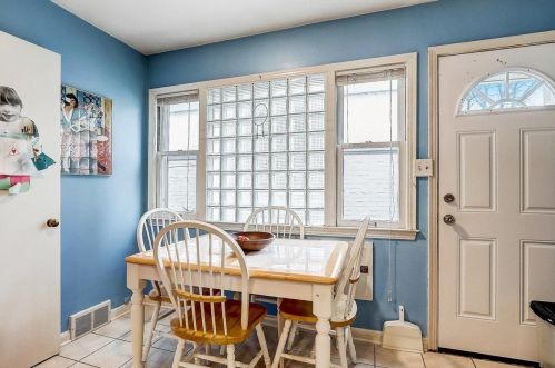 4543 Ardmore Ave, Milwaukee WI 53211-1402 exterior