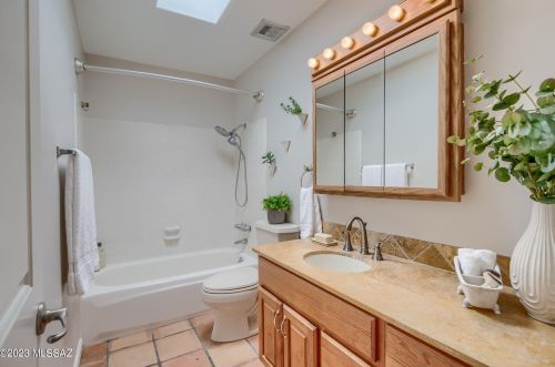 2921 Eastview Ave, Tucson AZ  85730-2134 exterior