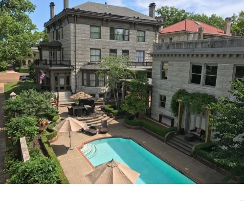 36 Portland Pl, Saint Louis MO 63108-1242 exterior