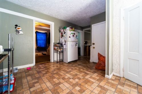 6 Lawrence St, Taunton MA 02780-1765 exterior