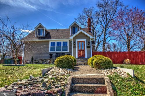 121 Clover Ave, Trenton, NJ 08638-3615