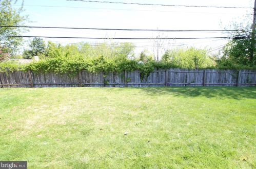 28 Lea Rd, New Castle DE 19720-1908 exterior