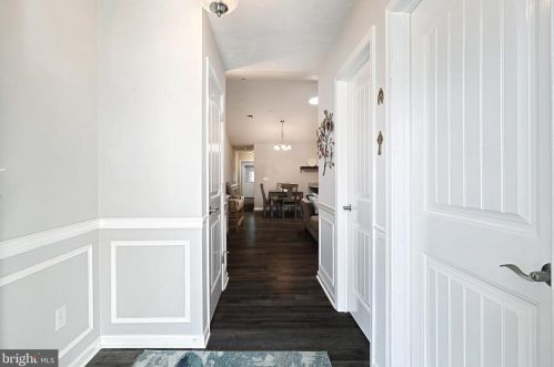 813 Middle St, Hanover PA 17331-2031 exterior